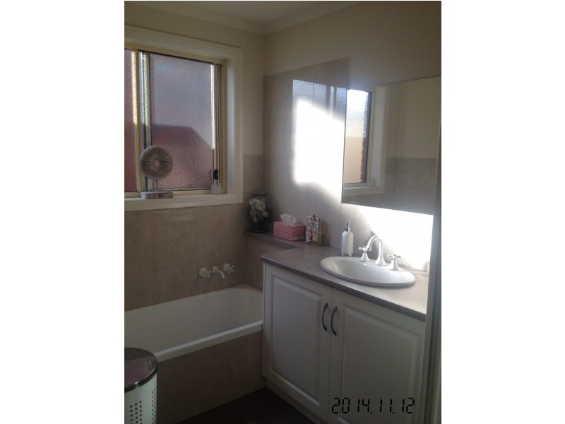 8d Temple, Ararat VIC 3377