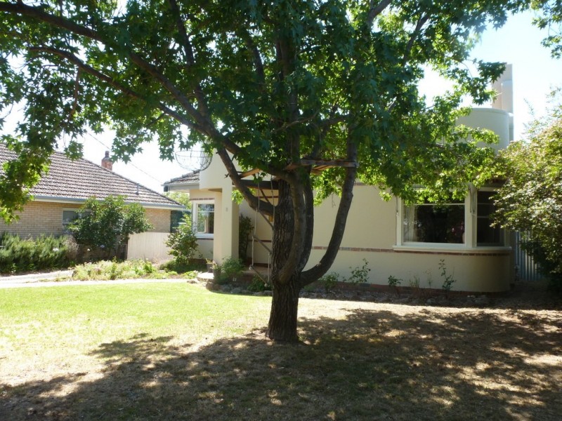 8 Vincent Street, Ararat VIC 3377