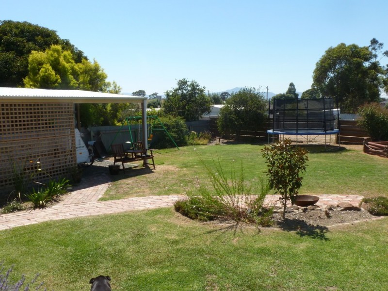 8 Vincent Street, Ararat VIC 3377