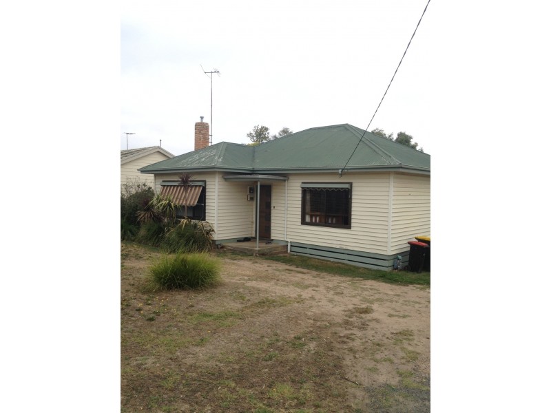 10 Henderson Street, Ararat VIC 3377