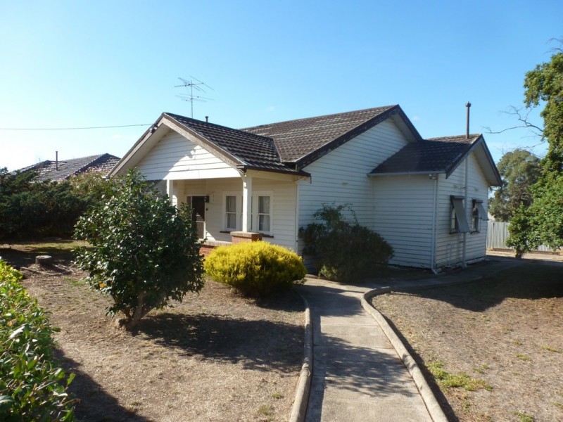 126 Moore Street, Ararat VIC 3377