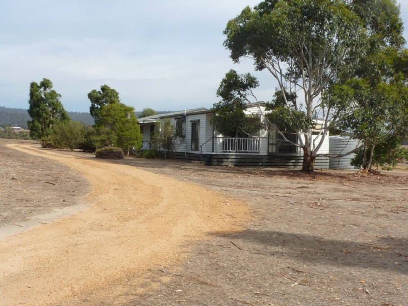 163 Cobys Creek Road, Great Western VIC 3374