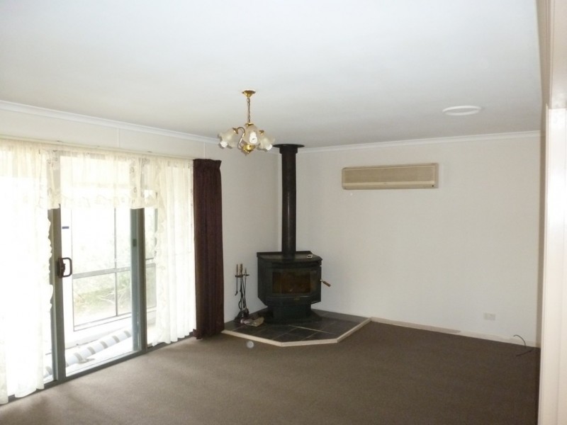 163 Cobys Creek Road, Great Western VIC 3374