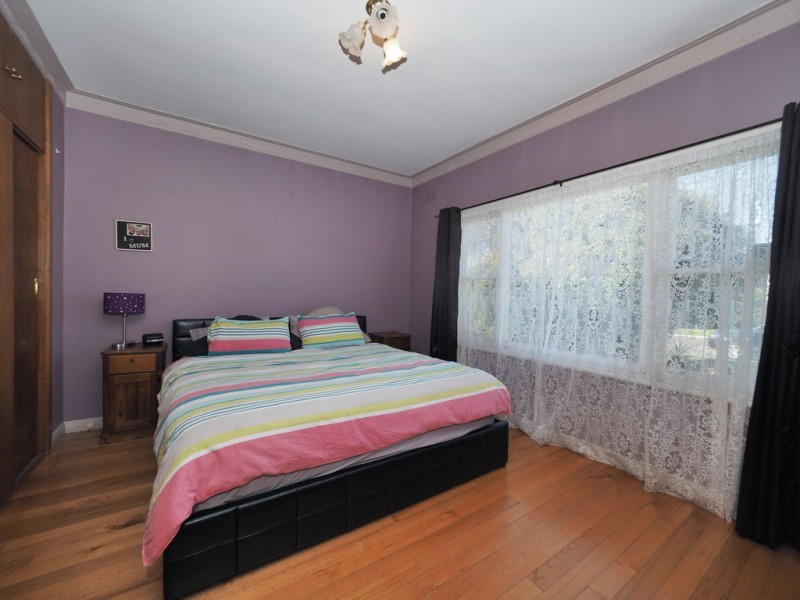 7 Queens Avenue, Ararat VIC 3377