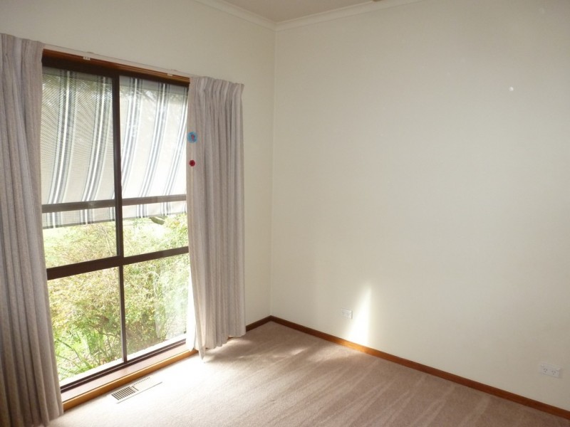 31 Port Fairy Road, Ararat VIC 3377