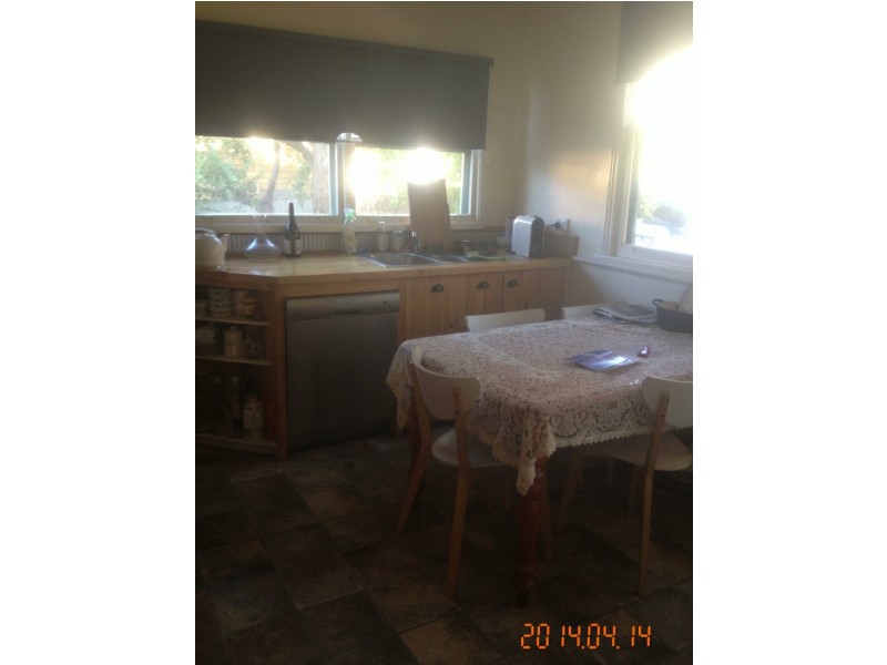 17 Henderson Street, Ararat VIC 3377