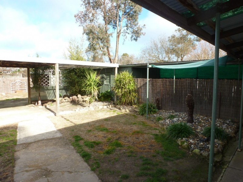 18 Marx Crescent, Ararat VIC 3377