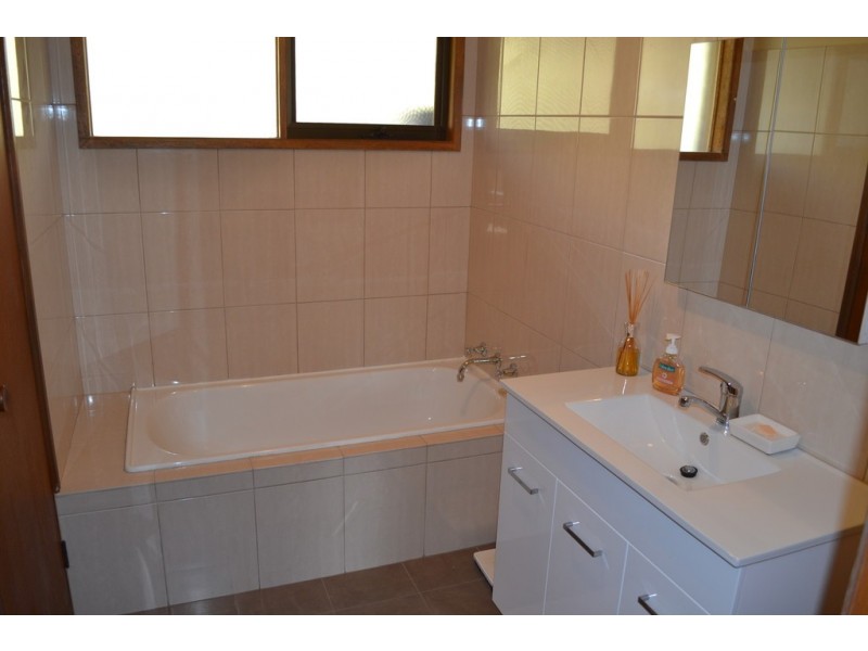 8923 Mortlake-Ararat Road, Ararat VIC 3377