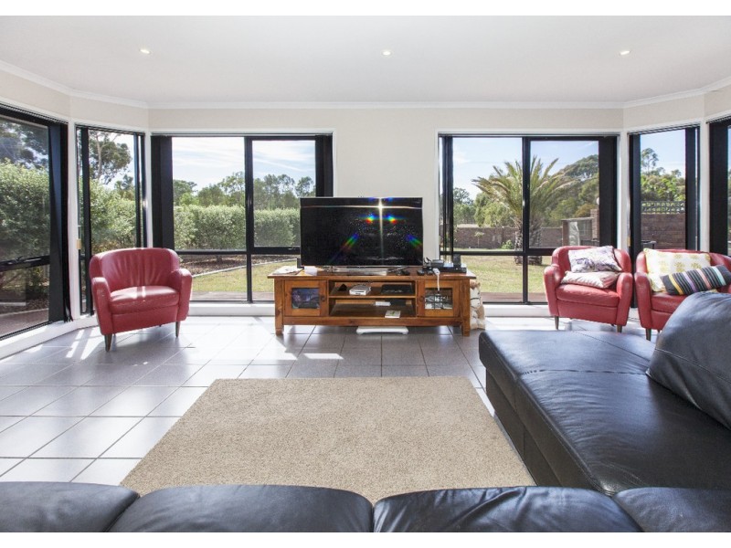 74 Tatyoon Road, Ararat VIC 3377