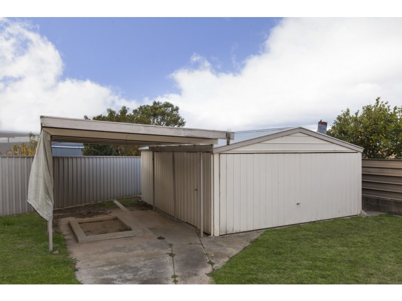 21 Ford Street, Ararat VIC 3377
