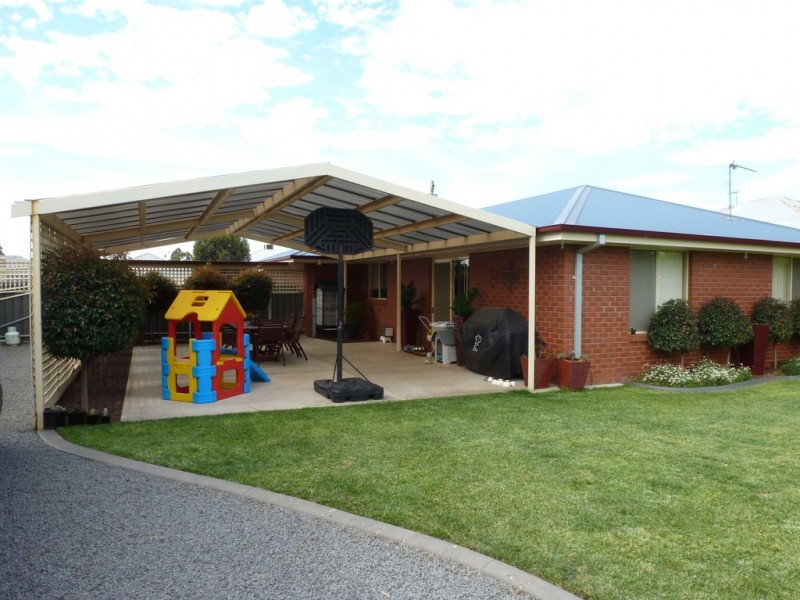 13 MacLean Street, Ararat VIC 3377