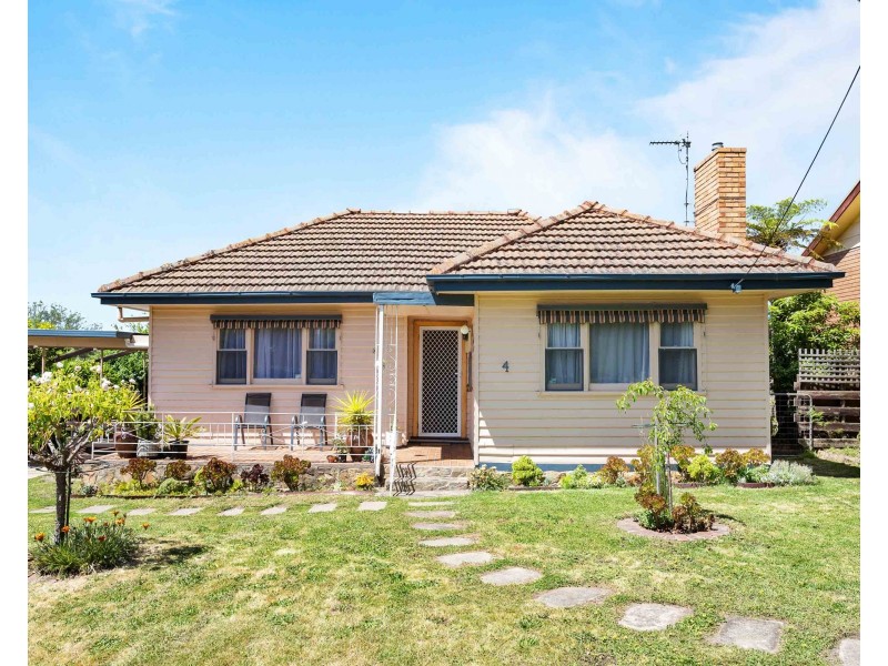 4 Wilson Street, Ararat VIC 3377