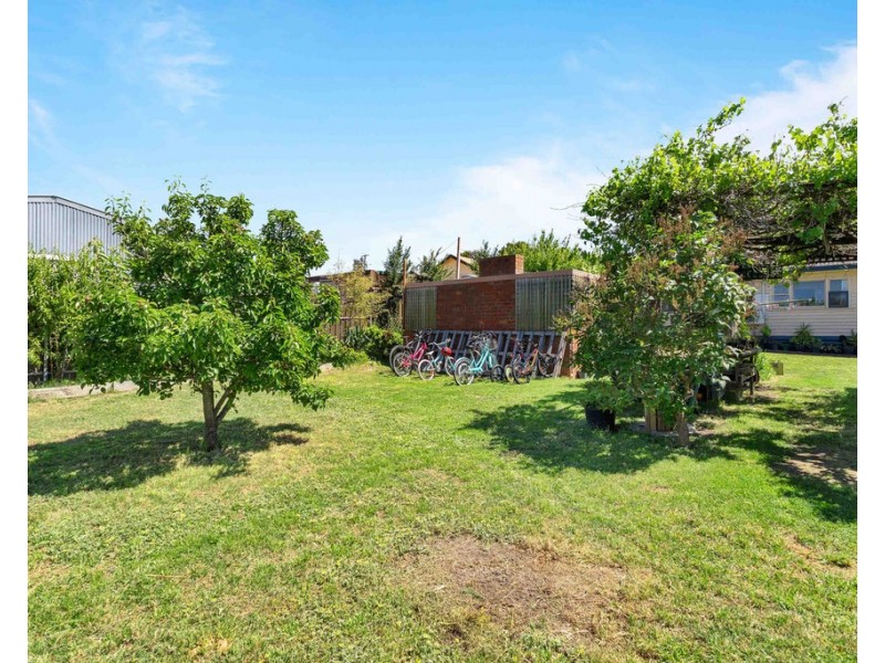 4 Wilson Street, Ararat VIC 3377
