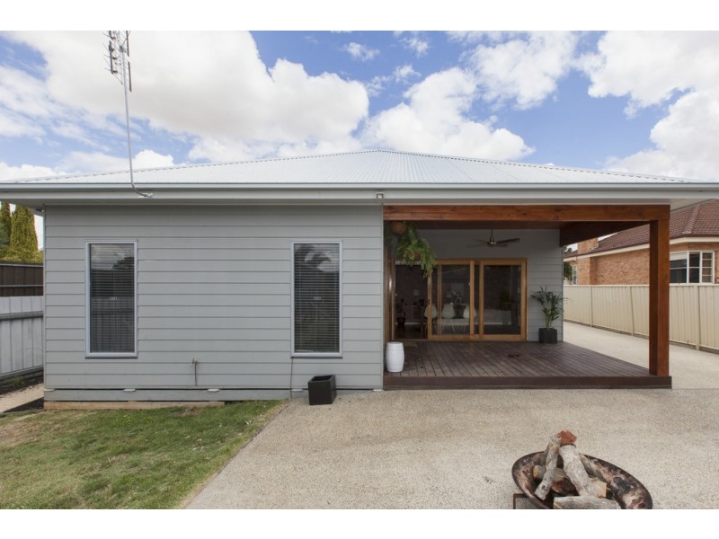 8 Jenkin Street, Ararat VIC 3377