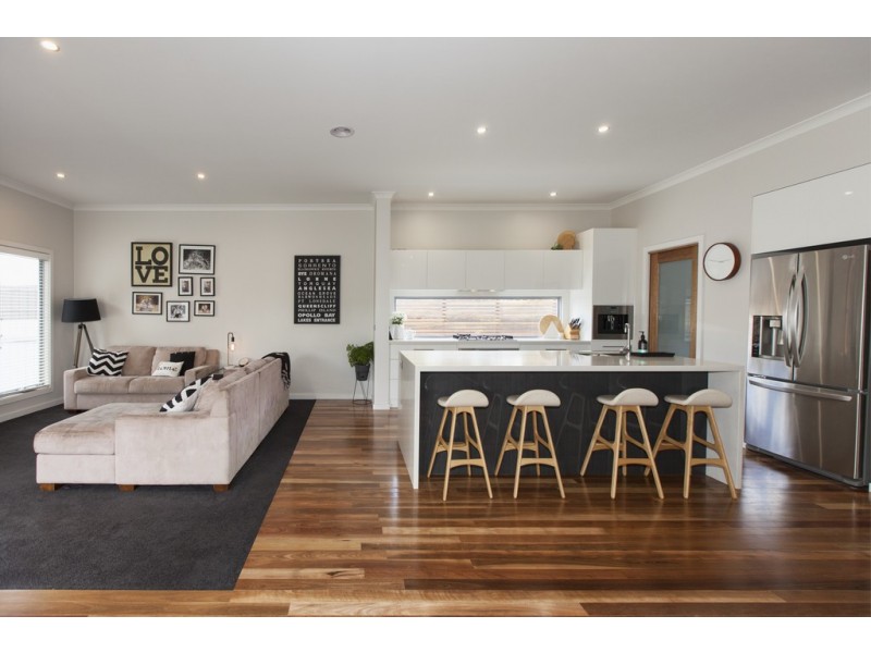 8 Jenkin Street, Ararat VIC 3377