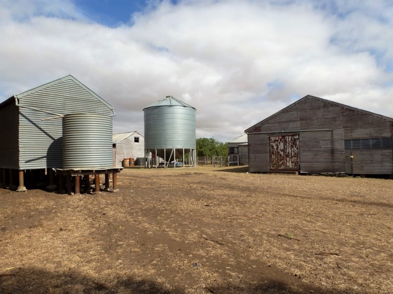 0 Corner Murray Road and Glenelg Highway, Lake Bolac VIC 3351