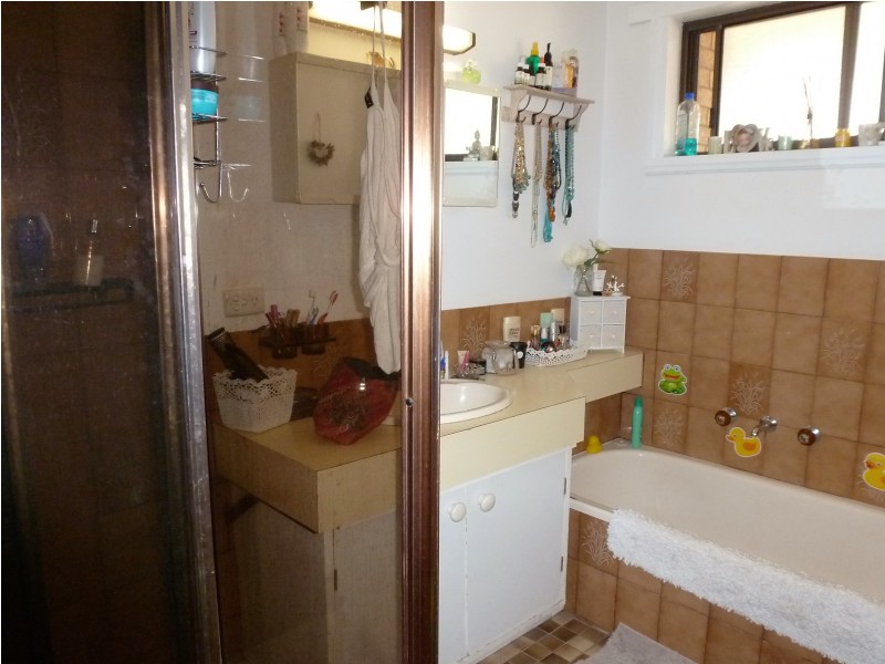 2-4 Lobelia Drive, Ararat VIC 3377