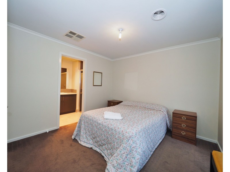 2A Kneebone Street, Ararat VIC 3377