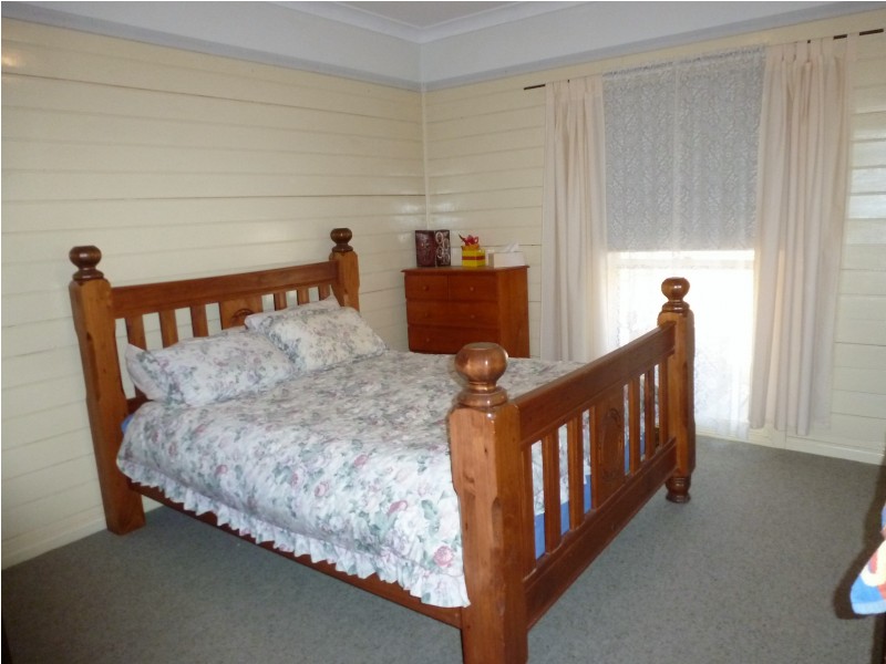 27 Efour Road, Raglan VIC 3373