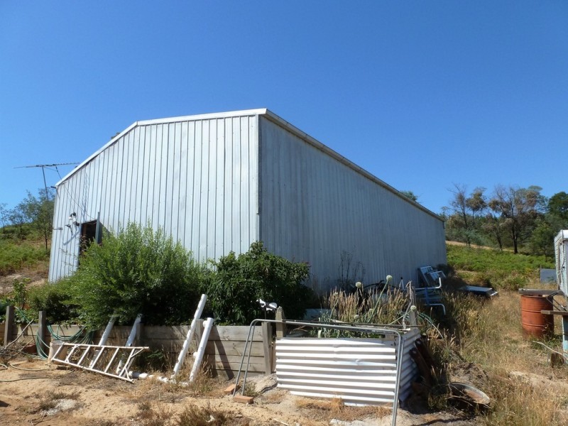27 Efour Road, Raglan VIC 3373