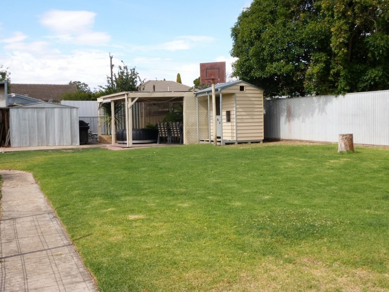 1 Elizabeth Street, Ararat VIC 3377