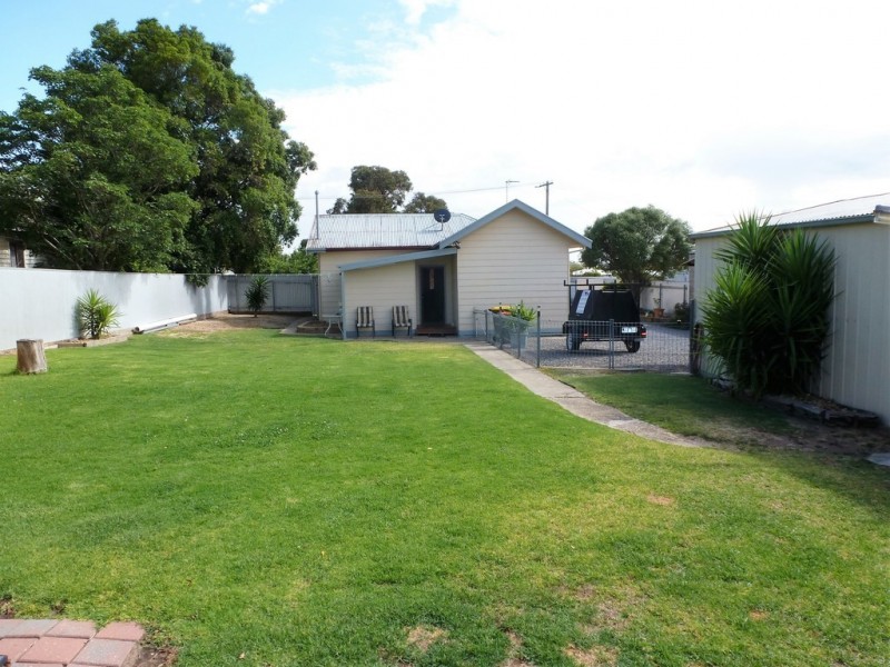 1 Elizabeth Street, Ararat VIC 3377