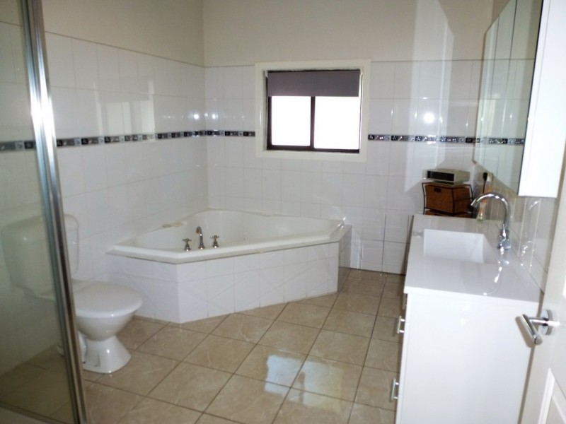 1 Elizabeth Street, Ararat VIC 3377