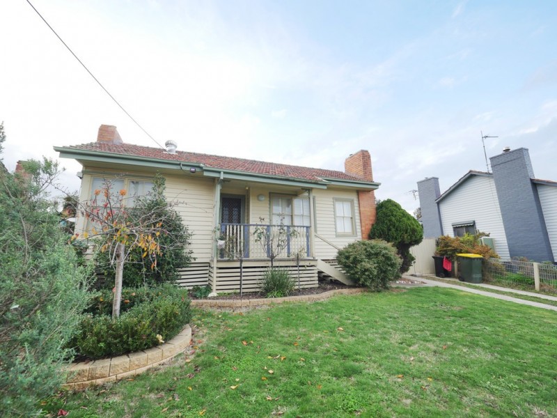 17 Wilmot Street, Ararat VIC 3377
