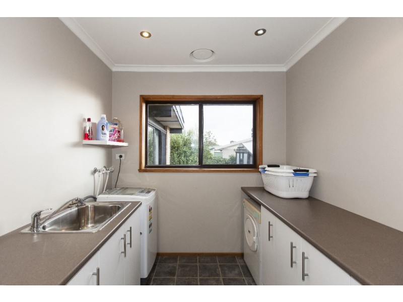 17 Kneebone Street, Ararat VIC 3377