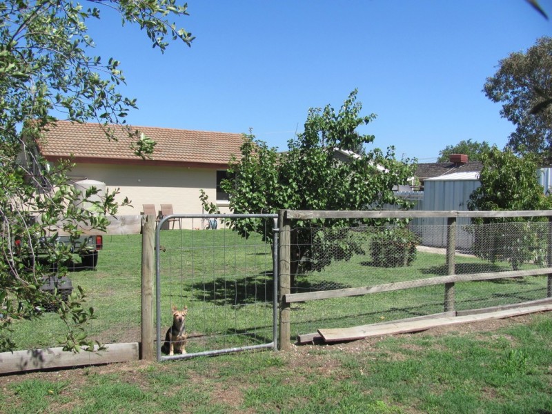 5 Best Street, Ararat VIC 3377