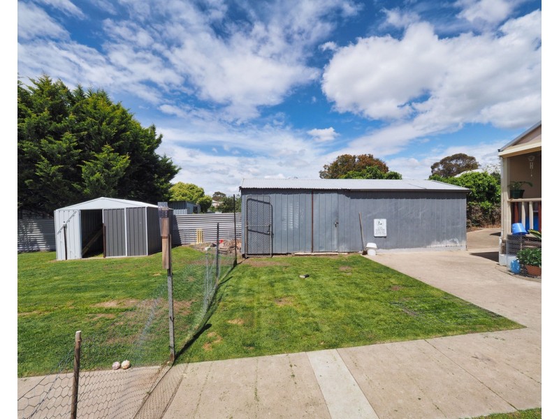 14 Queen Street, Ararat VIC 3377