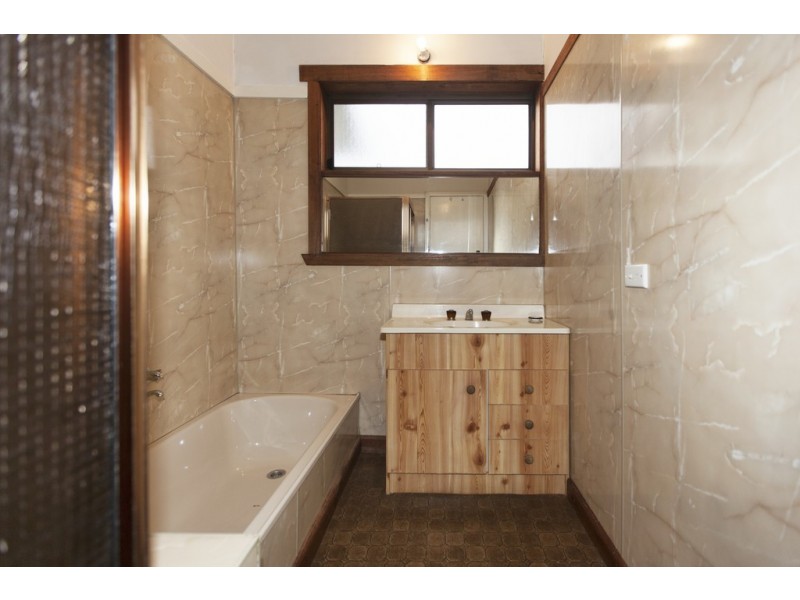 71 Tobin Street, Ararat VIC 3377