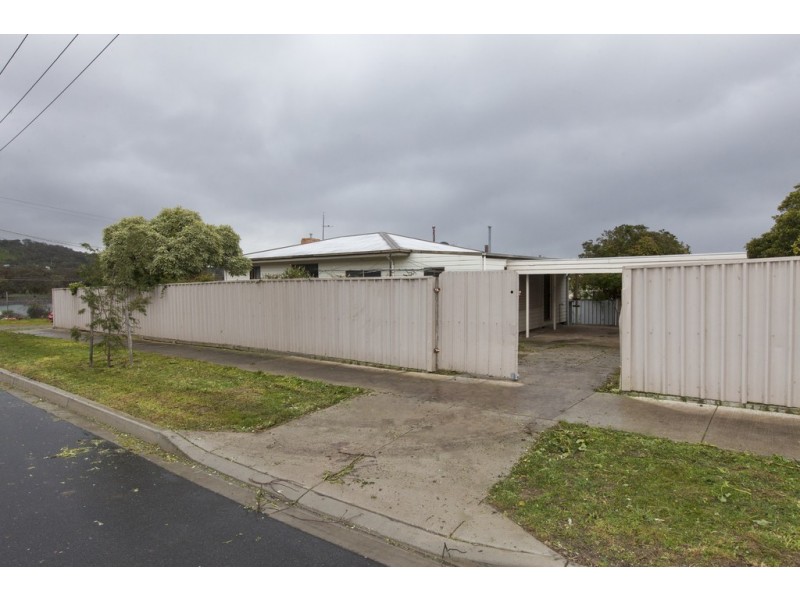 71 Tobin Street, Ararat VIC 3377