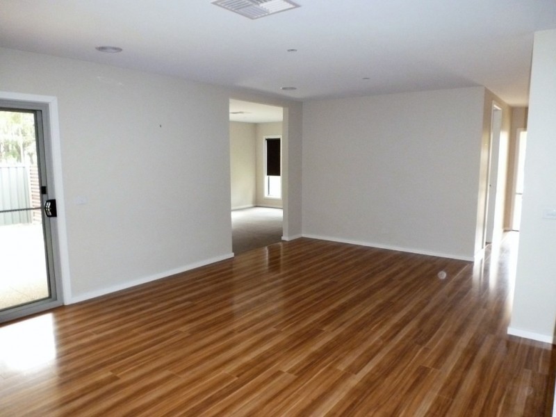 83 Banfield Street, Ararat VIC 3377