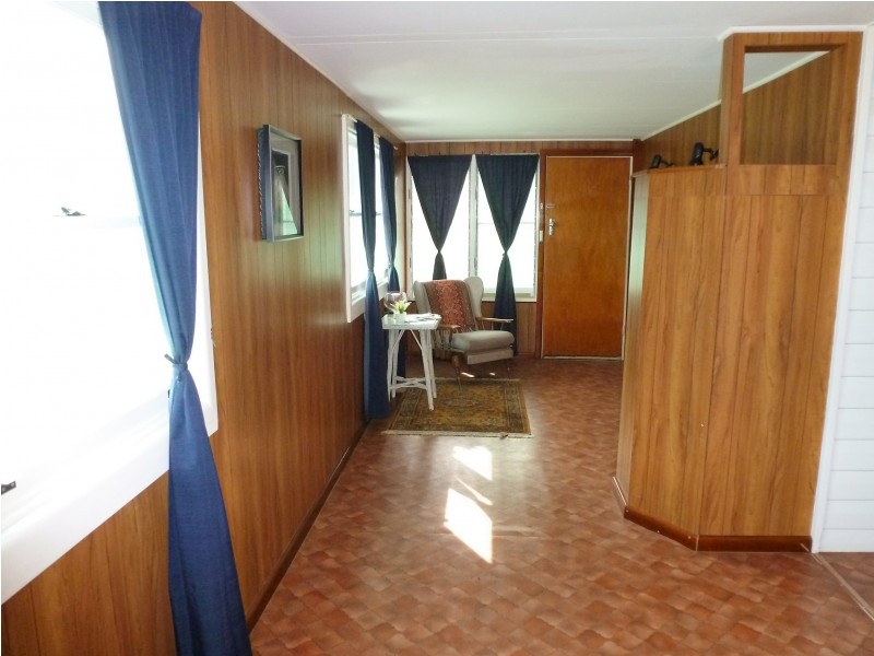 2072 Glenelg Highway, Lake Bolac VIC 3351