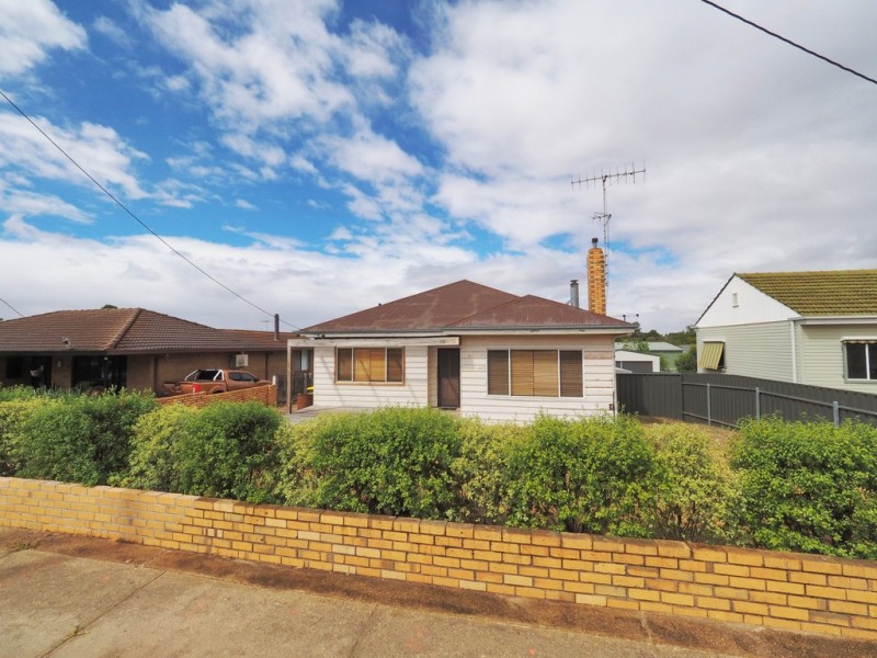 31 High Street West, Ararat VIC 3377