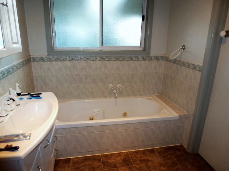 10 Eyre Street, Ararat VIC 3377