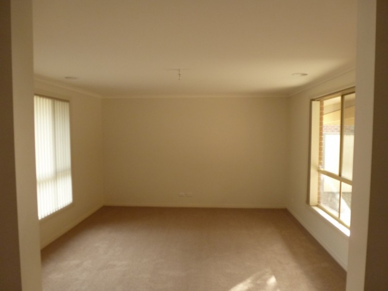 83 Churchill Avenue, Ararat VIC 3377