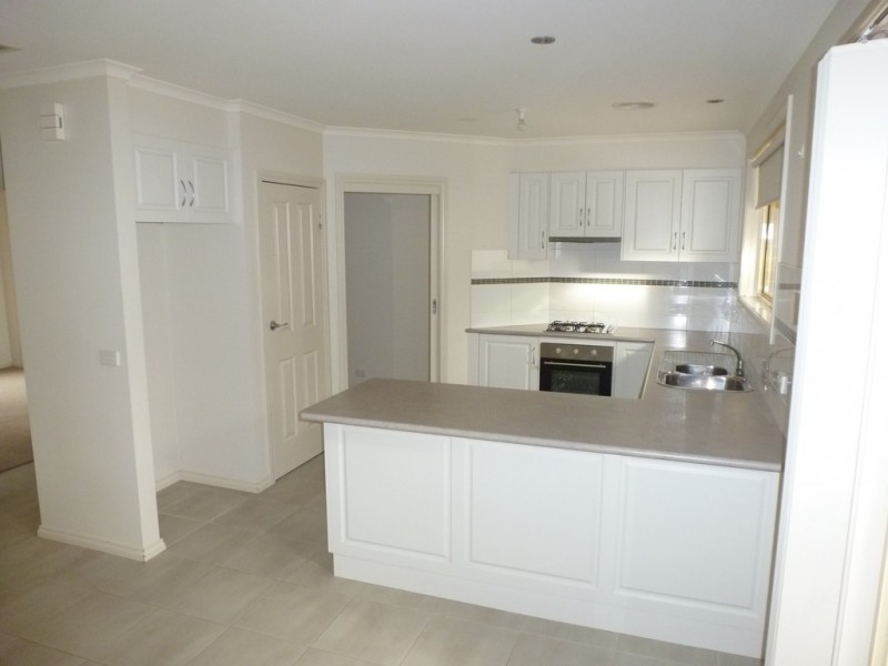 83 Churchill Avenue, Ararat VIC 3377