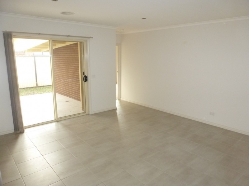 83 Churchill Avenue, Ararat VIC 3377