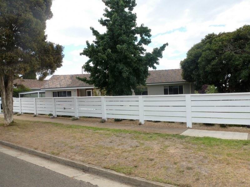 60 Banfield Street, Ararat VIC 3377