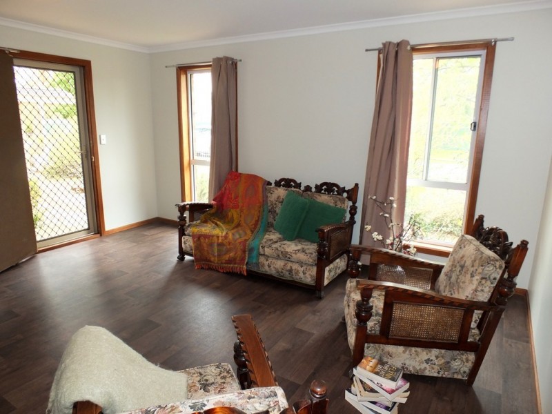 8 Dalton Street, Avoca VIC 3467