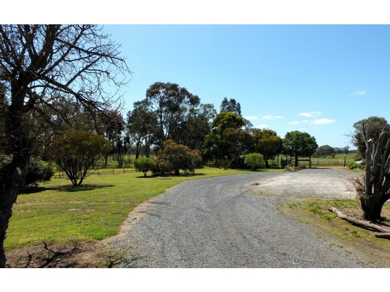 13 Pimms Road, Redbank VIC 3477