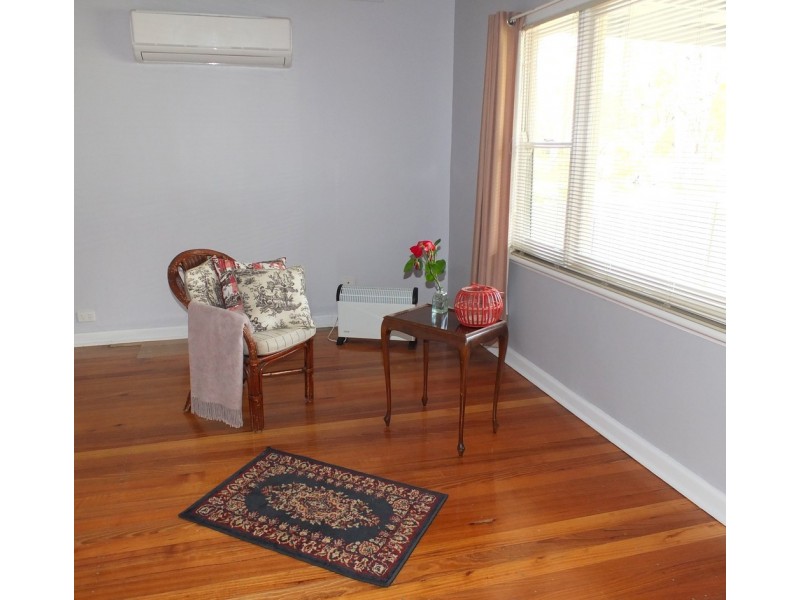 37 Faraday Street, Avoca VIC 3467