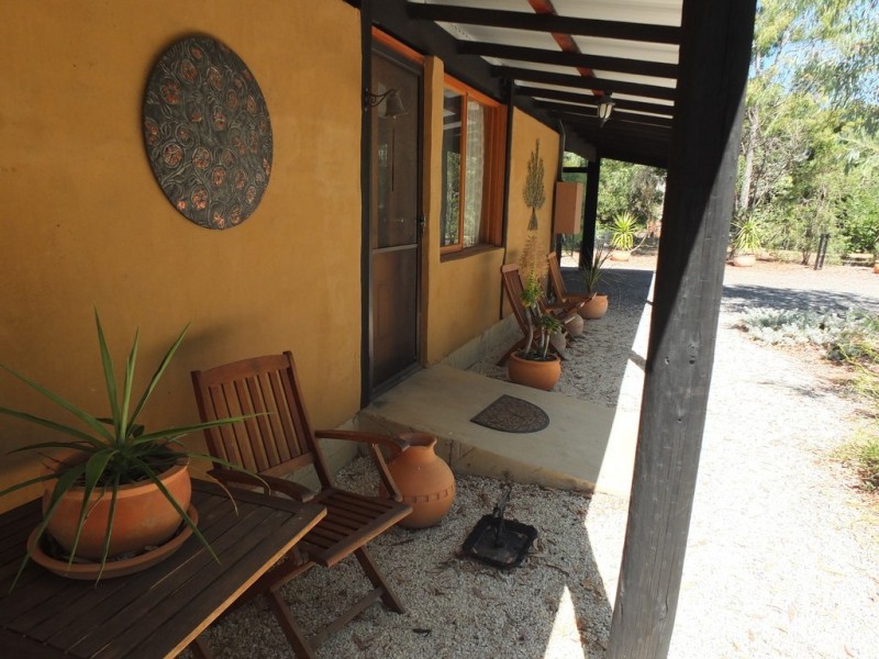 6 High Street, Navarre VIC 3384