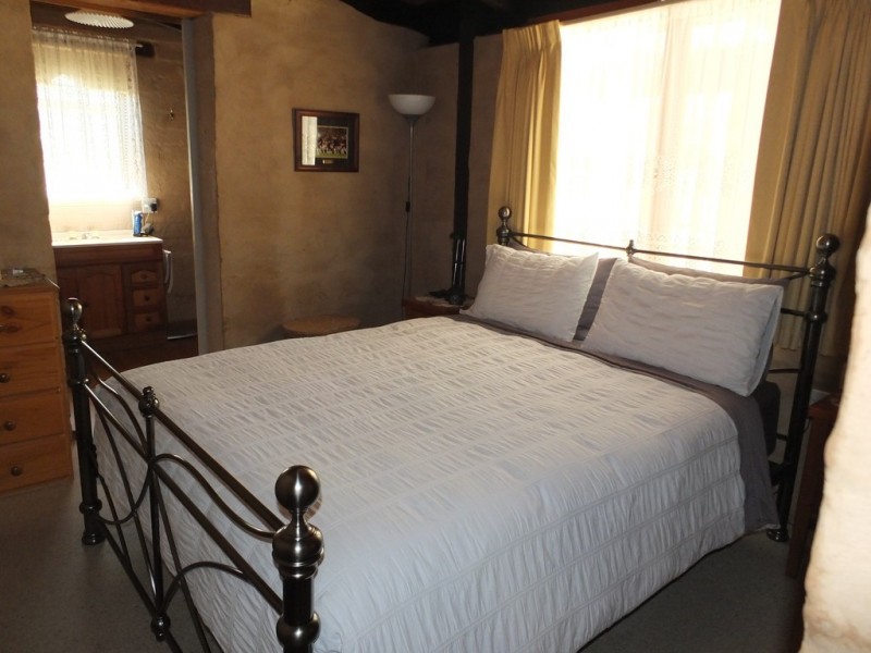 6 High Street, Navarre VIC 3384