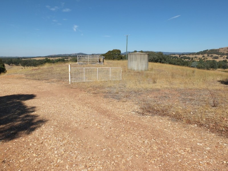 CA 26 Stawell Avoca Rd and 240 McAdams Lane, Moonambel VIC 3478