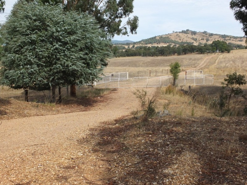 CA 26 Stawell Avoca Rd and 240 McAdams Lane, Moonambel VIC 3478