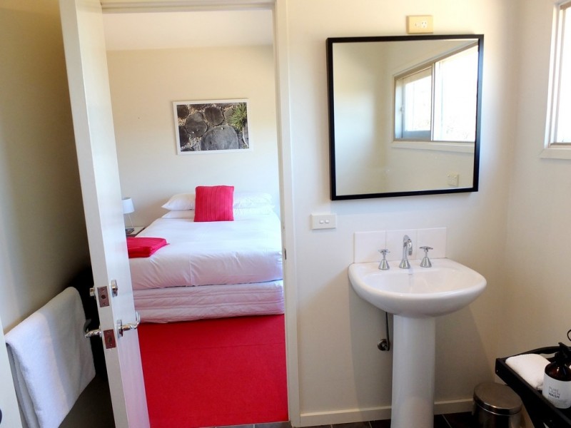 239 McAdams Lane, Moonambel VIC 3478