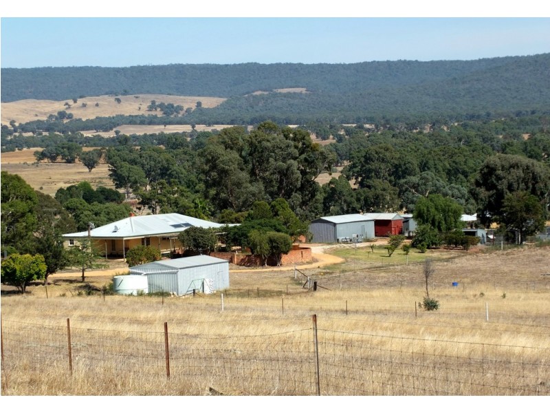 3764 Maryborough-St Arnaud Rd, Moyreisk VIC 3477